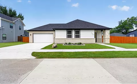 108 Griffin St, Waxahachie, TX 75165