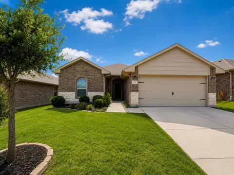 111 Dartmouth Ave, Farmersville, TX 75442