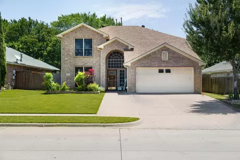 3348 Autumn View Dr, Grand Prairie, TX 75050