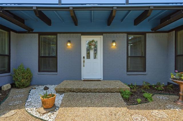 1613 Iroquois Dr, Garland, TX 75043
