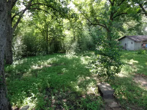 Exterior - 433 N Main St, Sibley, LA 71073 photo 3 of 3