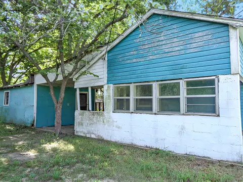 Exterior - 433 N Main St, Sibley, LA 71073 photo 3 of 4