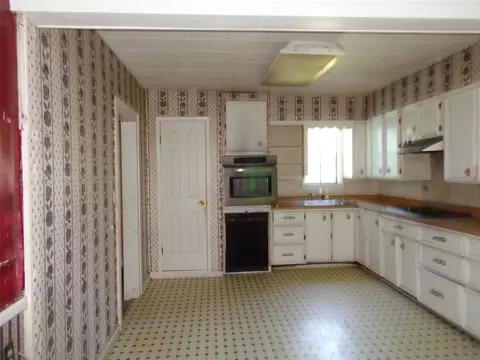 Kitchen - 433 N Main St, Sibley, LA 71073 photo 1 of 2