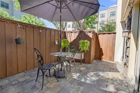 2702 Douglas Ave #126, Dallas, TX 75219