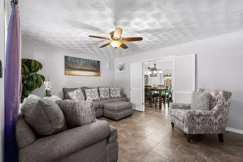 13806 Heartside Pl, Farmers Branch, TX 75234