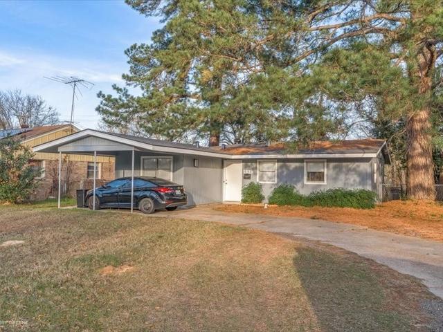 5839 W Canal Blvd, Shreveport, LA 71108