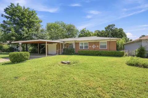 638 Odeneal St, Dallas, TX 75217
