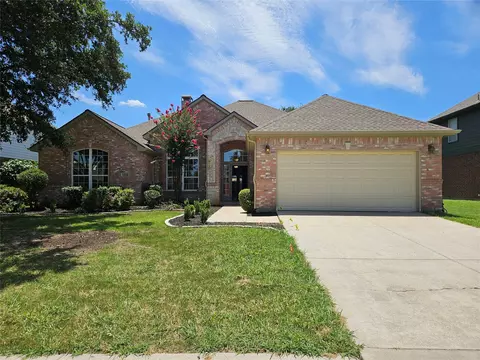 1301 Wildflower Ln, Flower Mound, TX 75028