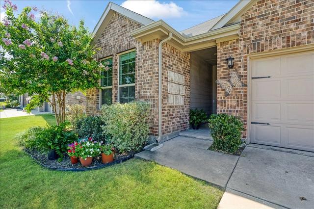 505 Vawter Dr, Van Alstyne, TX 75495