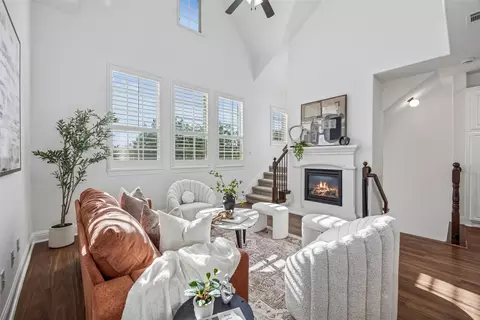 4252 Charles Rd, Carrollton, TX 75010