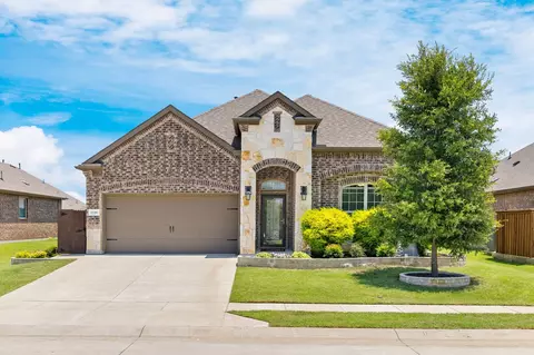 11316 Culberson Dr, Aubrey, TX 76227