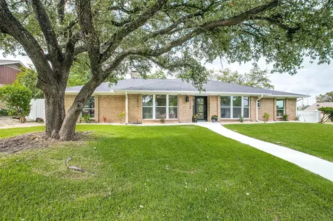 7208 Fernmeadow Dr, Dallas, TX 75248