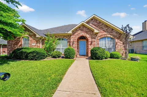 2713 Planetree Dr, Rowlett, TX 75089