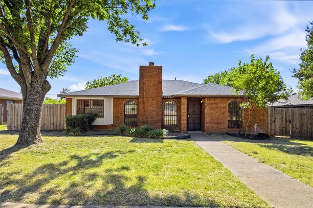 2431 Eastern Oaks Dr, Dallas, TX 75227