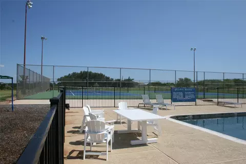 Exterior - 3033 Hells Gate Loop #D101, Strawn, TX 76475 photo 6 of 11