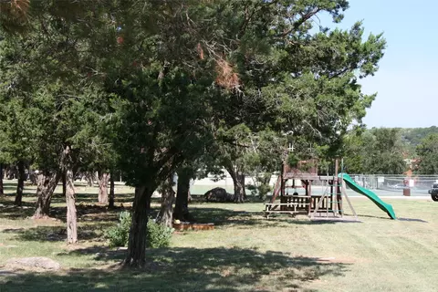 3033 Hells Gate Loop #D101, Strawn, TX 76475 photo 5