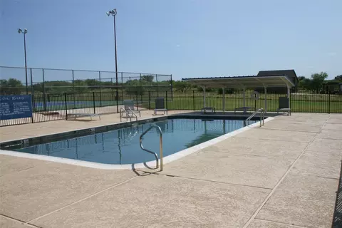 Exterior - 3033 Hells Gate Loop #D101, Strawn, TX 76475 photo 5 of 11