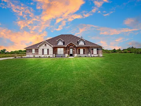 6276 Pyrenean Oak Ct, Royse City, TX 75189