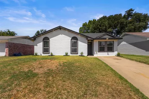2441 Miller St, Grand Prairie, TX 75051