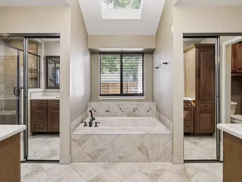 2701 Beau Dr, Mesquite, TX 75181
