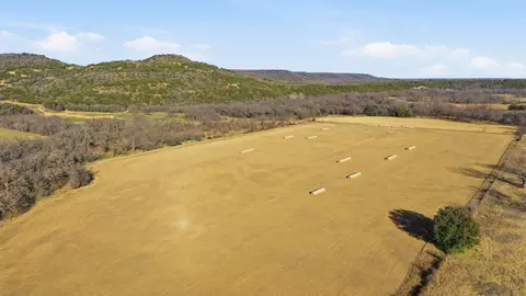 200 Patterson Ln, Palo Pinto, TX 76484 photo 3