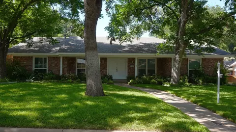 5013 Marble Falls Rd, Fort Worth, TX 76103