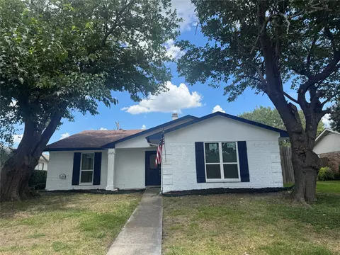 6028 Frontier Ln, Plano, TX 75023