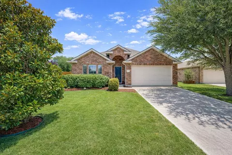2216 Julian Dr, Mckinney, TX 75071