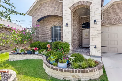 Exterior - 14645 Antlia Dr, Haslet, TX 76052 photo 3 of 7