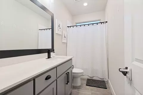 Bath - 14645 Antlia Dr, Haslet, TX 76052 photo 3 of 4
