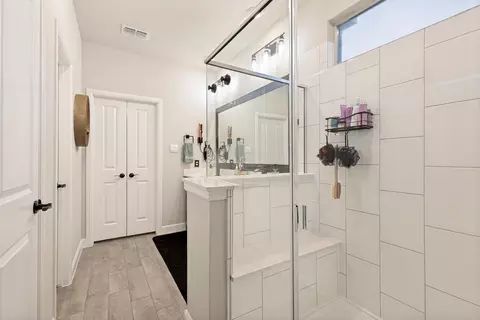 Bath - 14645 Antlia Dr, Haslet, TX 76052 photo 2 of 4