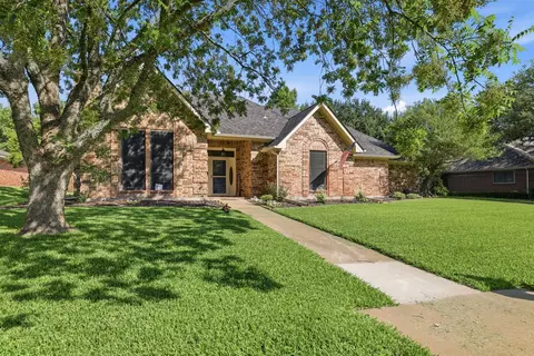 3204 Redbud Trl, Sherman, TX 75092
