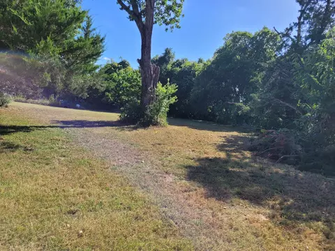 909 Ivan Rd, Waco, TX 76706 photo 10