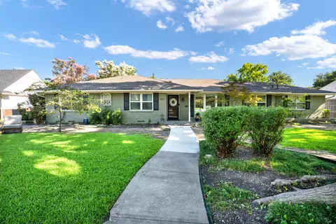 807 Clearwater Dr, Richardson, TX 75080