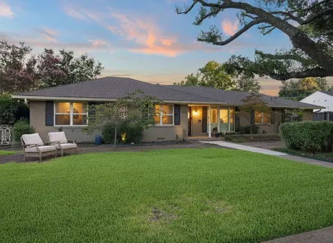 807 Clearwater Dr, Richardson, TX 75080