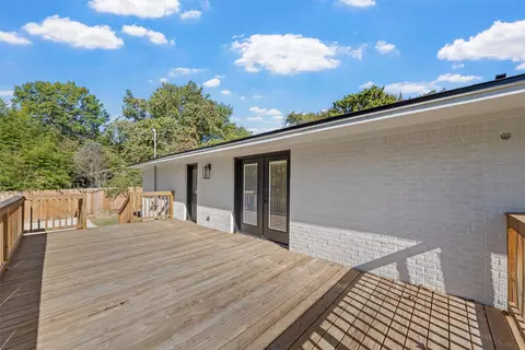 Exterior - 3412 Sturgis Ln, Waco, TX 76708 photo 5 of 8
