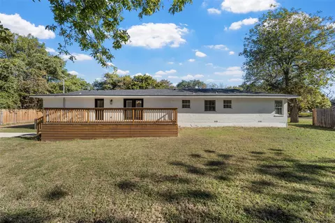 Exterior - 3412 Sturgis Ln, Waco, TX 76708 photo 6 of 8