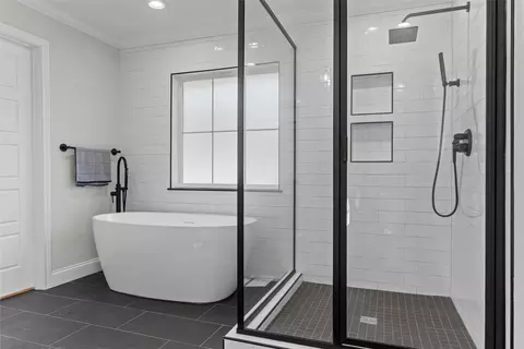 Bath - 3412 Sturgis Ln, Waco, TX 76708 photo 7 of 7