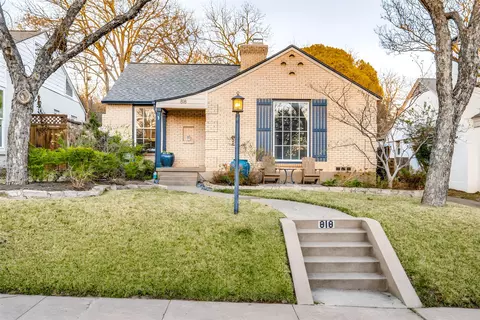 818 Valencia St, Dallas, TX 75223