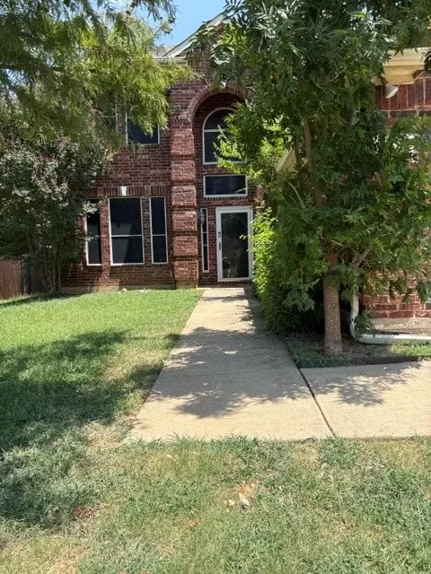 508 Briaroaks Dr, Lake Dallas, TX 75065