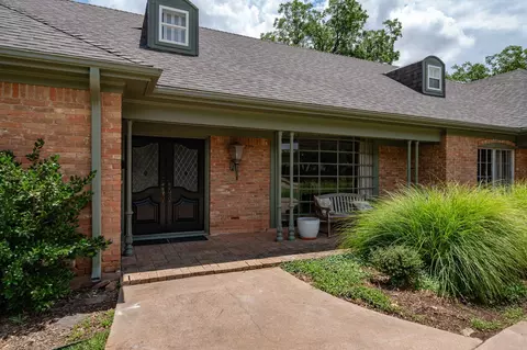 1825 Elmwood Dr, Abilene, TX 79605