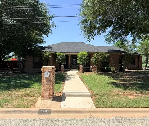 419 Windcrest Dr, Early, TX 76802