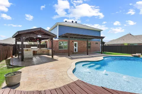 121 Sunset Ln, Whitewright, TX 75491