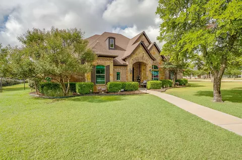 119 Antler Ridge Ct, Azle, TX 76020