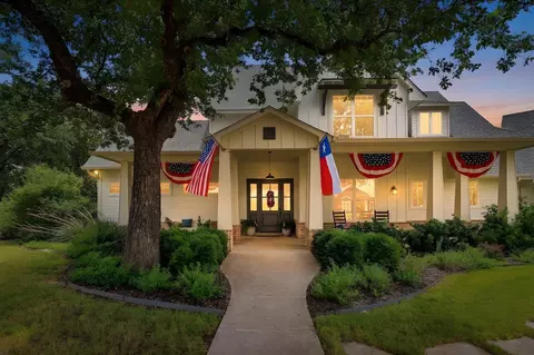 533 S Sugartree Dr, Lipan, TX 76462
