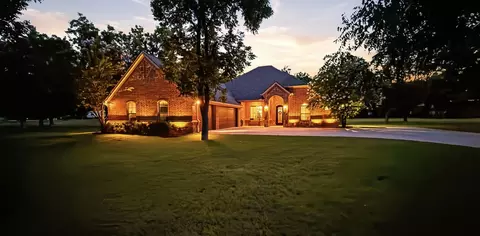 6404 Citation Ct, Granbury, TX 76049