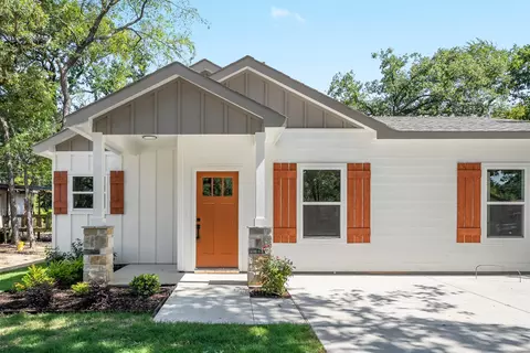 6136 Apache Dr, Mabank, TX 75156