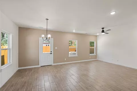 Living - 6136 Apache Dr, Mabank, TX 75156 photo 1 of 4