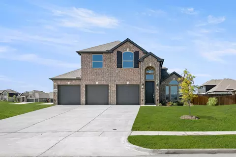 1826 Chadwick Dr, Cedar Hill, TX 75104