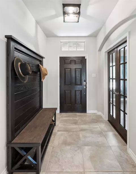 Entry Way - 9012 Conroe Dr, Argyle, TX 76226 photo 1 of 4